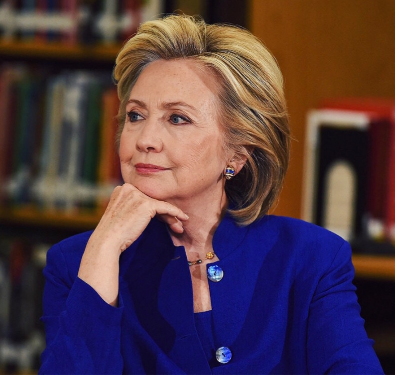 151222_DX_Clinton-Praise.jpg.CROP.promo-xlarge2